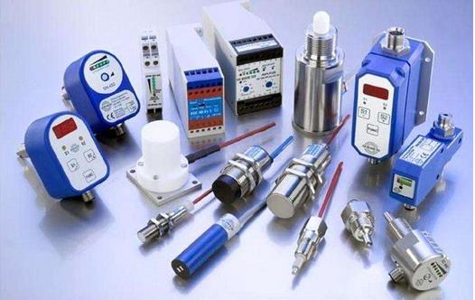 微小型化、智能化、多功能化和網(wǎng)絡化是我國傳感器產(chǎn)業(yè)的方向發(fā)展
