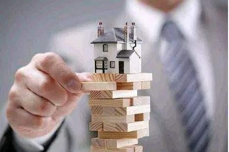 對(duì)于新開(kāi)工的棚改項(xiàng)目，不得以政府購(gòu)買(mǎi)服務(wù)的名義變相舉債或?qū)嵤┙ㄔO(shè)工程