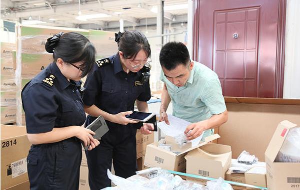 鄭州海關(guān)：前11個月，河南省外貿(mào)進(jìn)出口總值5024.8億元，其中民營企業(yè)進(jìn)出口1366.3億元