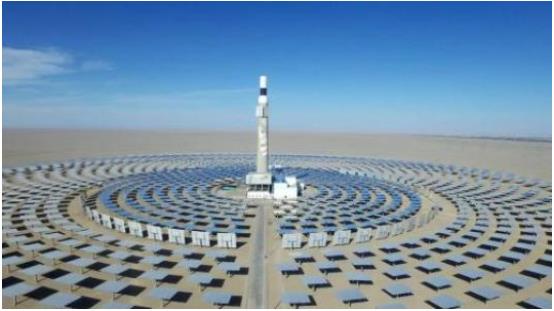 光熱發(fā)電總裝機規(guī)模持續(xù)上升，呈現(xiàn)出一派蓬勃發(fā)展的繁榮景象