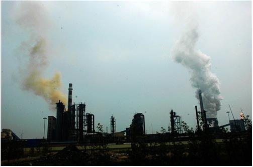 焦化行業(yè)要抓住機遇，因勢利導，化害為利，加快轉(zhuǎn)變增長方式，確保行業(yè)穩(wěn)定發(fā)展