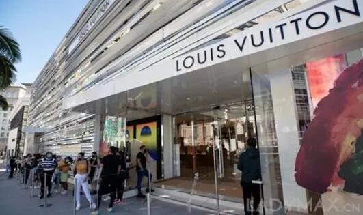 我國已成為世界上第二大化妝品消費(fèi)市場